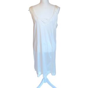Vintage 60’s Lingerie MMI Nylon Lace Nightgown Size Large
